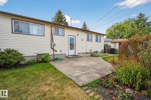 12236 136 Avenue, Edmonton, AB - Outdoor