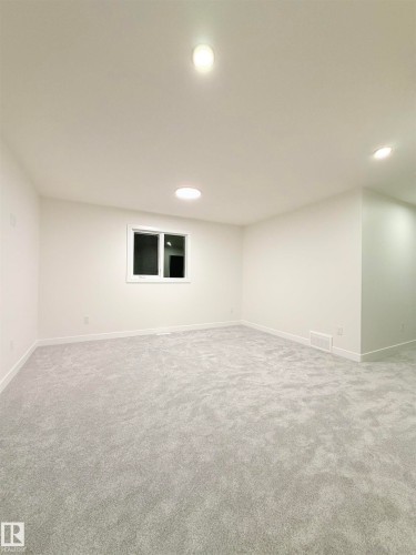 3136 Magpie Way Nw, Edmonton, AB - Indoor