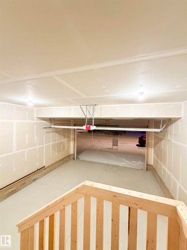 3136 Magpie Way Nw, Edmonton, AB - Indoor