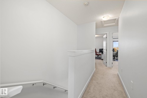 68 655 Watt Boulevard, Edmonton, AB - Indoor Photo Showing Other Room