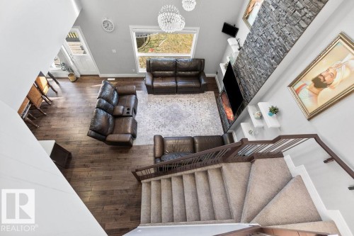 1623 19 Street, Edmonton, AB - Indoor Photo Showing Other Room