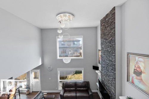 1623 19 Street, Edmonton, AB - Indoor Photo Showing Other Room