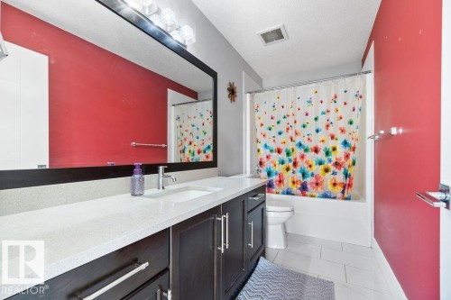 1623 19 Street, Edmonton, AB - Indoor Photo Showing Bathroom