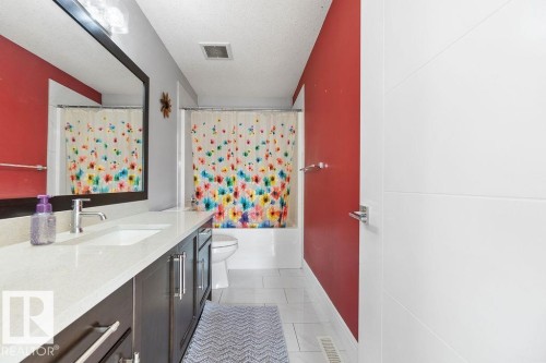 1623 19 Street, Edmonton, AB - Indoor Photo Showing Bathroom