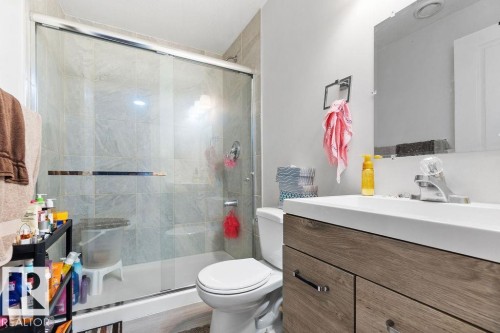 1623 19 Street, Edmonton, AB - Indoor Photo Showing Bathroom