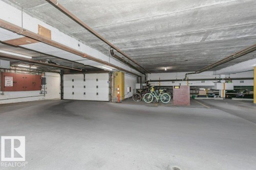 605 10135 Saskatchewan Drive, Edmonton, AB - Indoor Photo Showing Garage