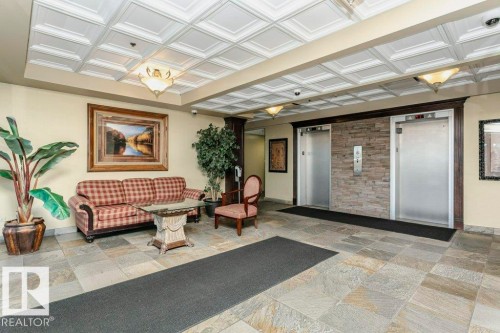 605 10135 Saskatchewan Drive, Edmonton, AB - Indoor Photo Showing Other Room