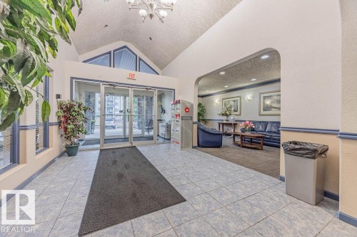 314 16303 95 Street, Edmonton, AB - Indoor Photo Showing Other Room