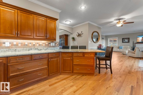 1512 Horseshoe Bay Estates, Cold Lake, AB - Indoor Photo Showing Kitchen