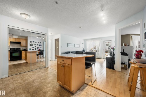 228 5350 199 Street, Edmonton, AB - Indoor Photo Showing Kitchen