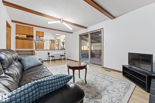 3310 113A Street, Edmonton, AB - Indoor Photo Showing Living Room