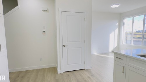 11 2710 66 Street, Edmonton, AB - Indoor Photo Showing Other Room