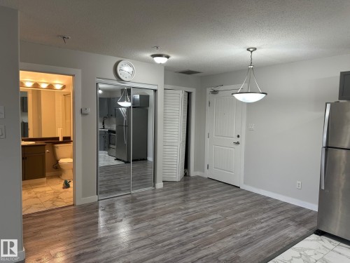 115 2098 Blackmud Creek Drive Sw, Edmonton, AB - Indoor