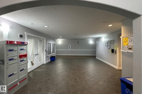 115 2098 Blackmud Creek Drive Sw, Edmonton, AB - Indoor Photo Showing Other Room