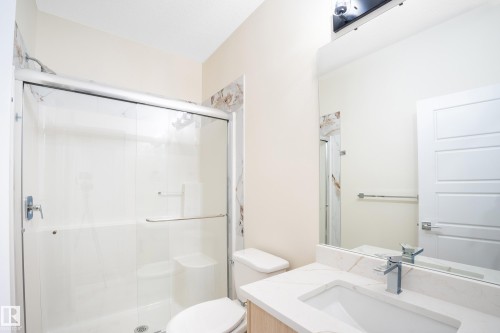 2033 209A Street, Edmonton, AB - Indoor Photo Showing Bathroom