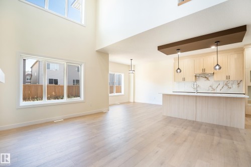 2033 209A Street, Edmonton, AB - Indoor Photo Showing Kitchen