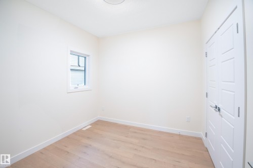 2033 209A Street, Edmonton, AB - Indoor Photo Showing Other Room
