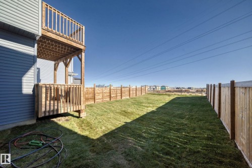 9411 Pear Crescent, Edmonton, AB - Outdoor