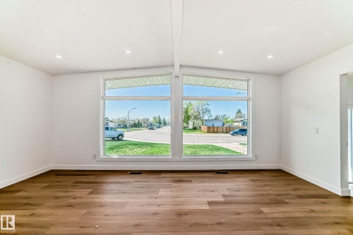 7220 152A Ave, Edmonton, AB - Indoor Photo Showing Other Room
