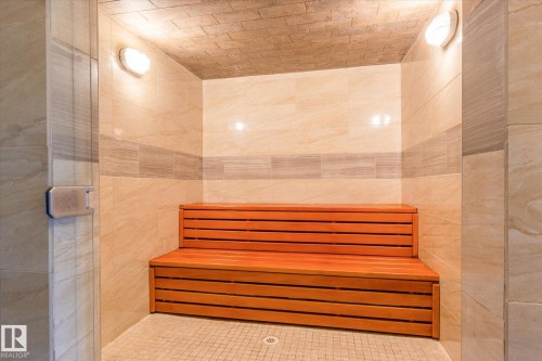 213 1406 Hodgson Way, Edmonton, AB - Indoor Photo Showing Bathroom