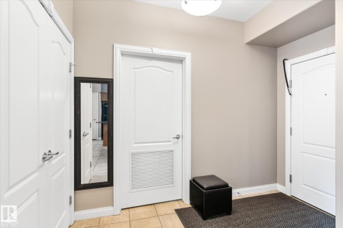 213 1406 Hodgson Way, Edmonton, AB - Indoor Photo Showing Other Room