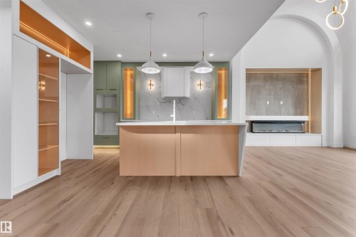 2408 1 Ave Sw, Edmonton, AB - Indoor Photo Showing Other Room