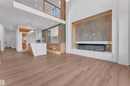 2408 1 Ave Sw, Edmonton, AB - Indoor