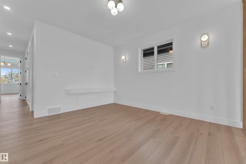 2408 1 Ave Sw, Edmonton, AB - Indoor Photo Showing Other Room