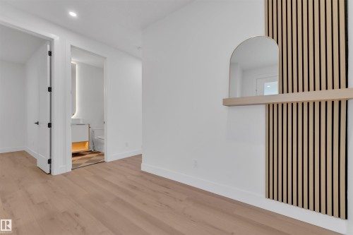 2408 1 Ave Sw, Edmonton, AB - Indoor Photo Showing Other Room