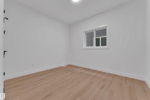 2408 1 Ave Sw, Edmonton, AB - Indoor Photo Showing Other Room