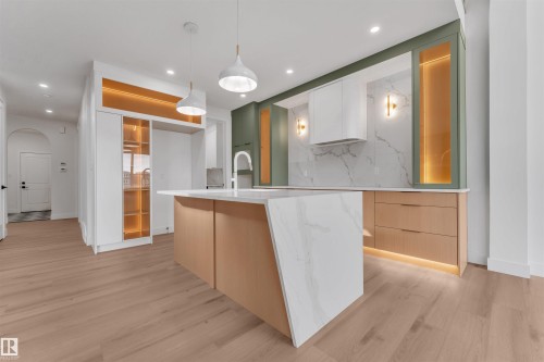 2408 1 Ave Sw, Edmonton, AB - Indoor Photo Showing Kitchen