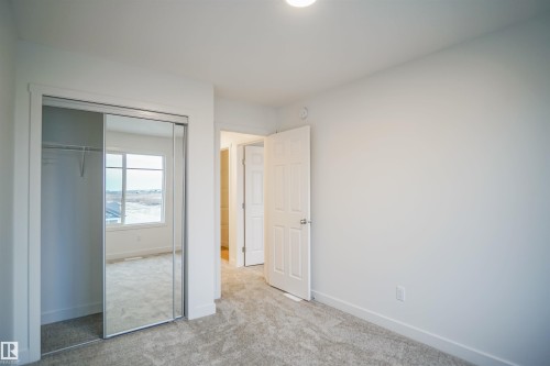 1604 11 Avenue, Edmonton, AB - Indoor Photo Showing Other Room