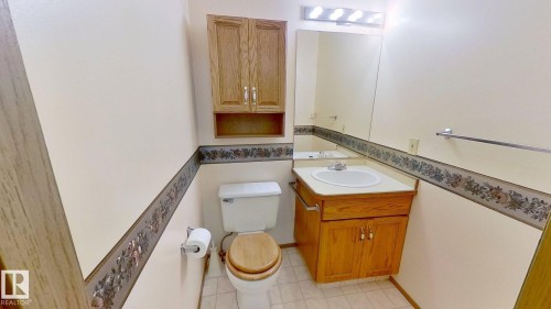 3924 56A Street Close, Camrose, AB - Indoor Photo Showing Bathroom