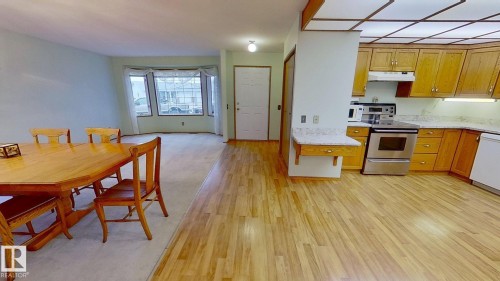 3924 56A Street Close, Camrose, AB - Indoor