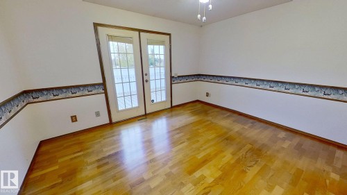 3924 56A Street Close, Camrose, AB - Indoor Photo Showing Other Room