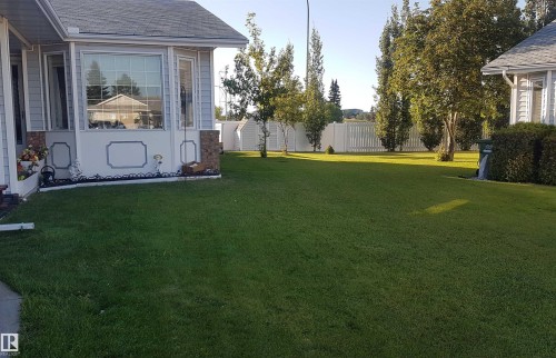 3924 56A Street Close, Camrose, AB - Outdoor