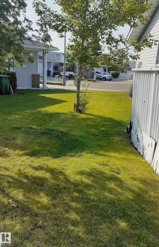 3924 56A Street Close, Camrose, AB - Outdoor