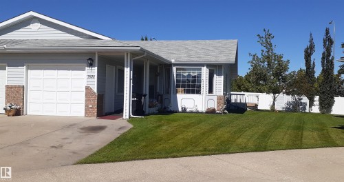 3924 56A Street Close, Camrose, AB - Outdoor