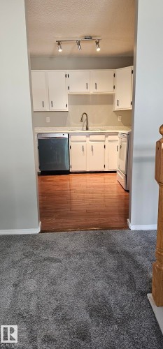 17049 100 Street, Edmonton, AB - Indoor Photo Showing Kitchen