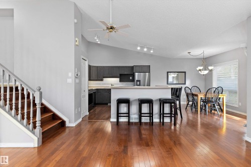 123 215 Blackburn Drive, Edmonton, AB - Indoor