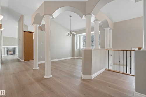15216 49 Street, Edmonton, AB - Indoor Photo Showing Other Room