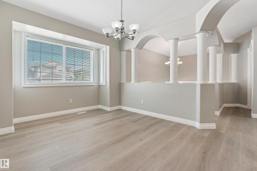 15216 49 Street, Edmonton, AB - Indoor Photo Showing Other Room