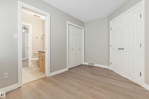 15216 49 Street, Edmonton, AB - Indoor Photo Showing Other Room