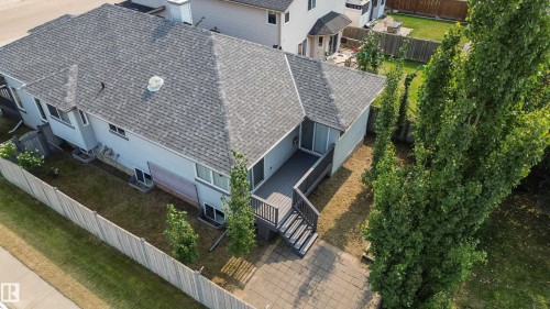 15216 49 Street, Edmonton, AB - Outdoor