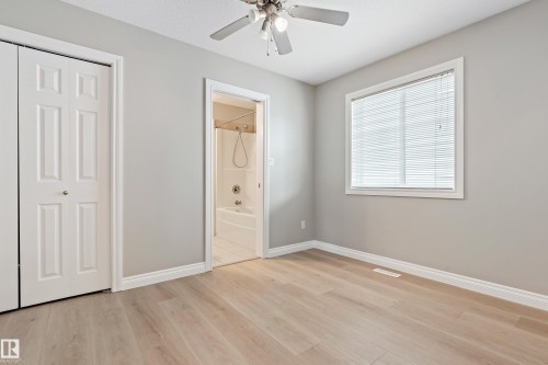 15216 49 Street, Edmonton, AB - Indoor Photo Showing Other Room