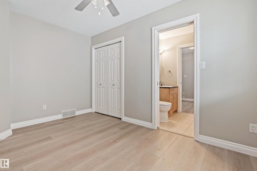 15216 49 Street, Edmonton, AB - Indoor Photo Showing Other Room