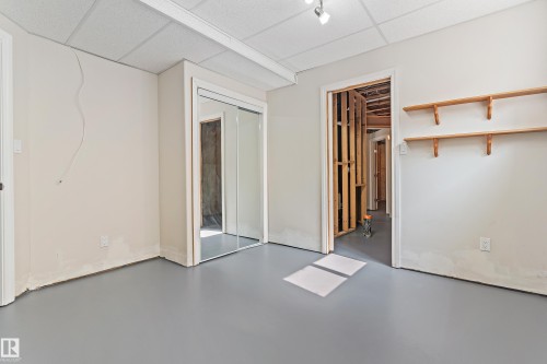 15216 49 Street, Edmonton, AB - Indoor Photo Showing Other Room