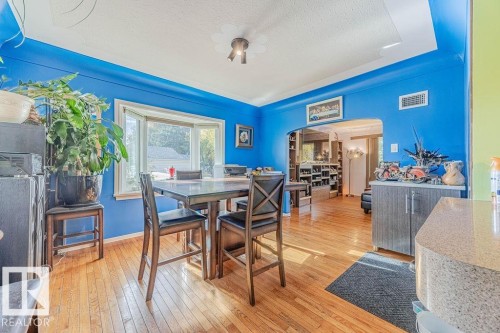 12339 89 Street Nw, Edmonton, AB - Indoor Photo Showing Dining Room