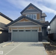86 SUNLAND Way  Sherwood Park, AB T8H 0Z4