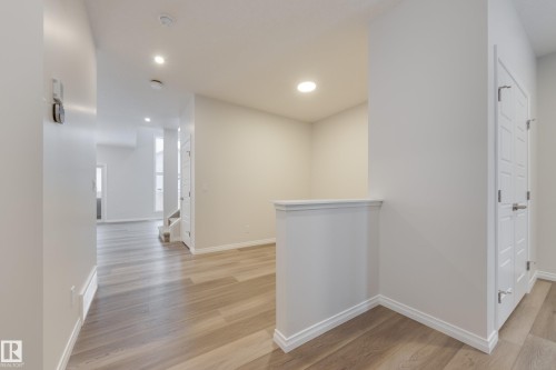 102 Sunland Way, Sherwood Park, AB - Indoor Photo Showing Other Room